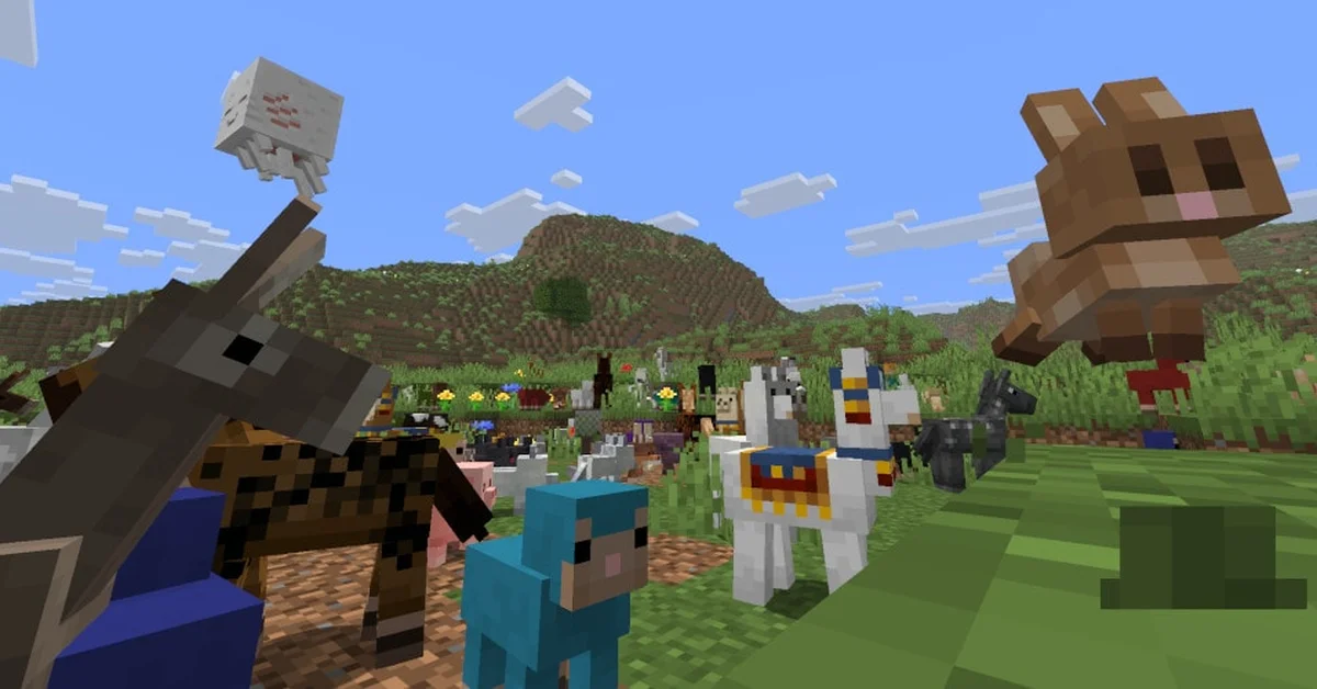 Baby animals including foals, llamas and sheep in a grassy Minecraft field